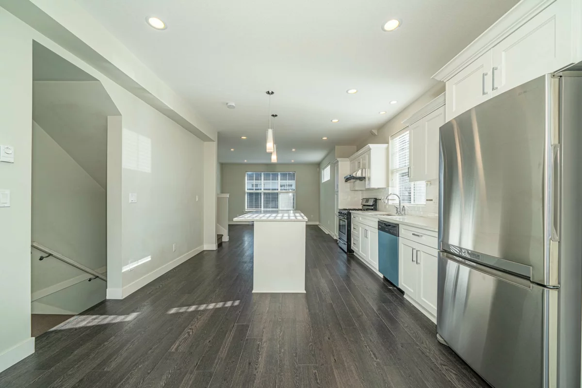 Kitchen Photo of 39 2469 164 Street, Surrey, BC
