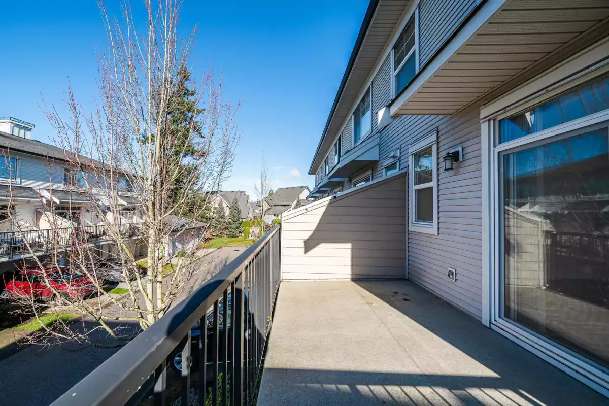Powder Room Photo of 39 2469 164 Street, Surrey, BC