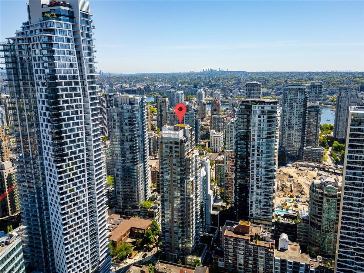 Outdoor Patio Photo of 1506 1308 Hornby Street, Vancouver, BC