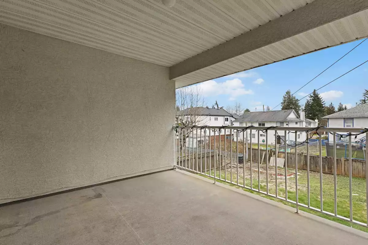 Outdoor Kitchen Photo of 15780 99a Avenue, Surrey, BC