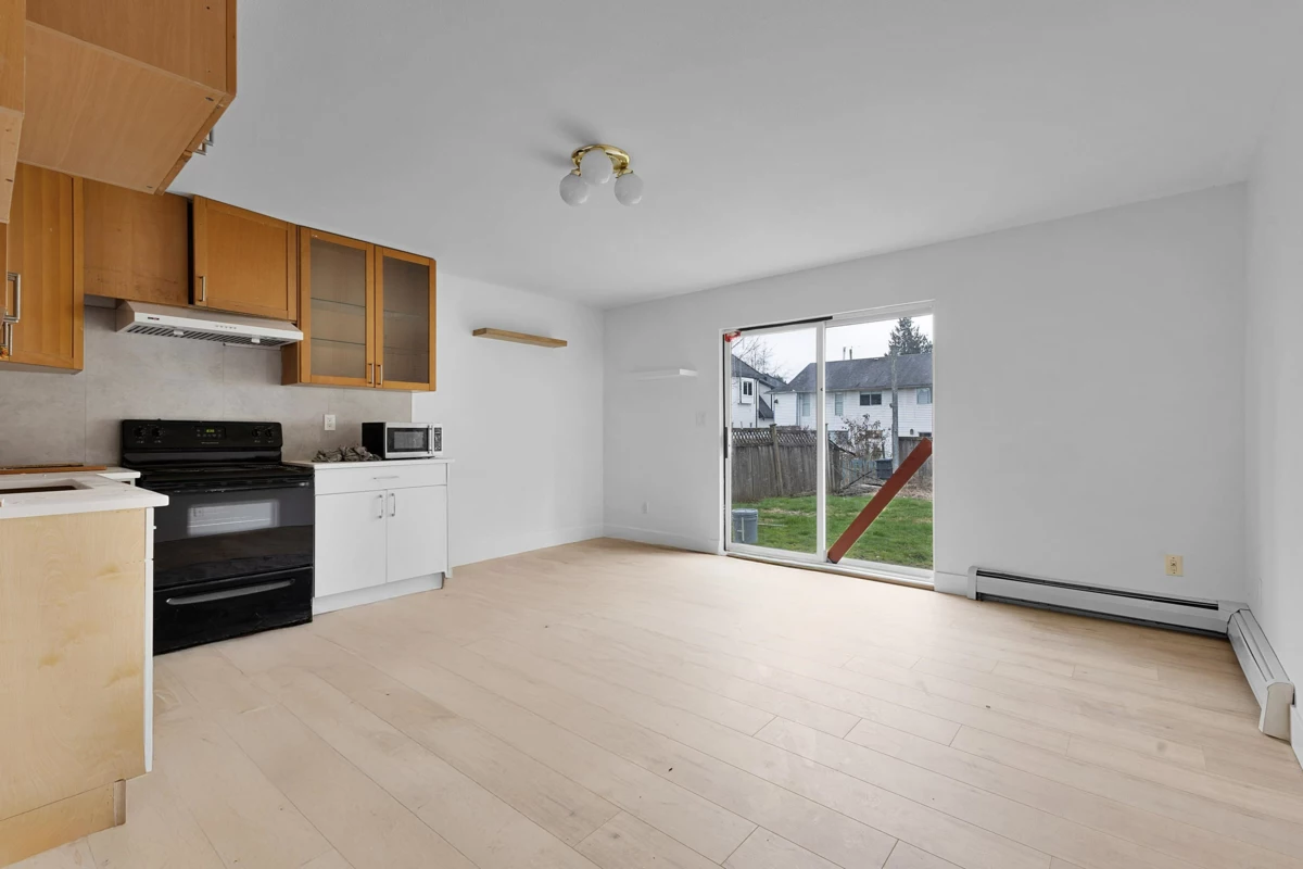Outdoor Patio Photo of 15780 99a Avenue, Surrey, BC