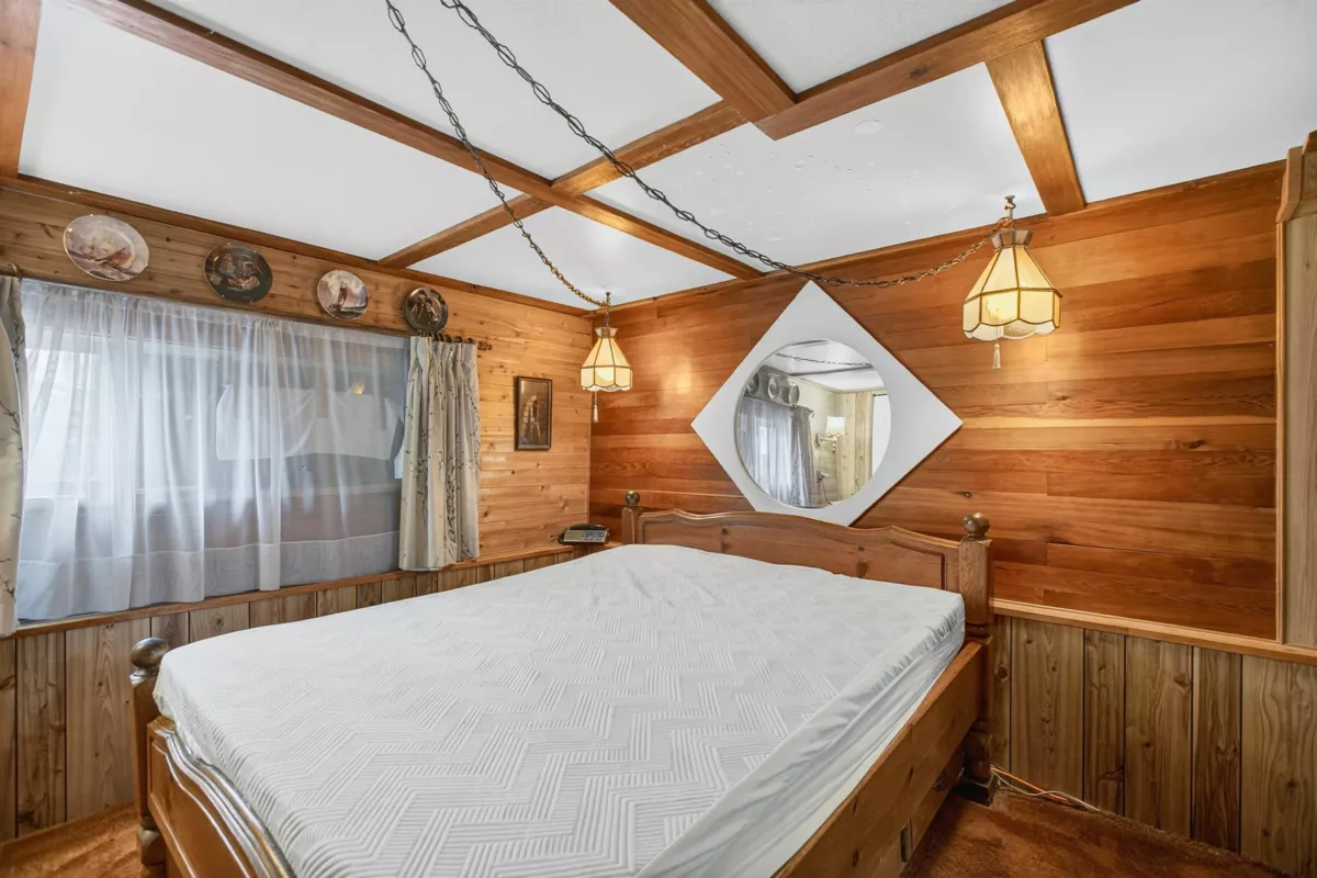 Basement Recreation Room Photo of 2284 E 45th Avenue, Vancouver, BC