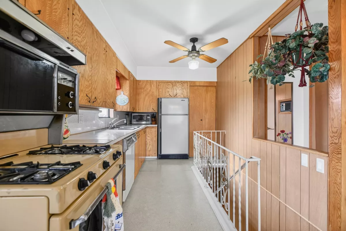 Bedroom 2 Photo of 2284 E 45th Avenue, Vancouver, BC