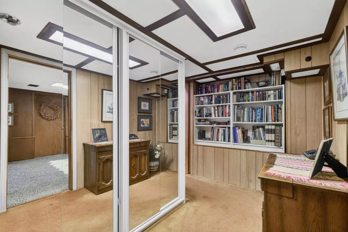 Staircase Photo of 2284 E 45th Avenue, Vancouver, BC