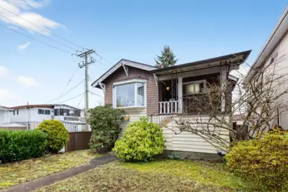 2284 E 45th Avenue, Vancouver, BC, Killarney VE — 2 bed single family residence for sale