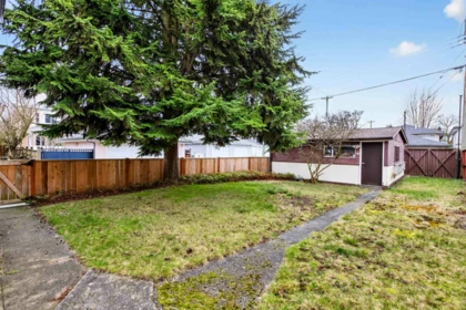 Outdoor Patio Photo of 2284 E 45th Avenue, Vancouver, BC