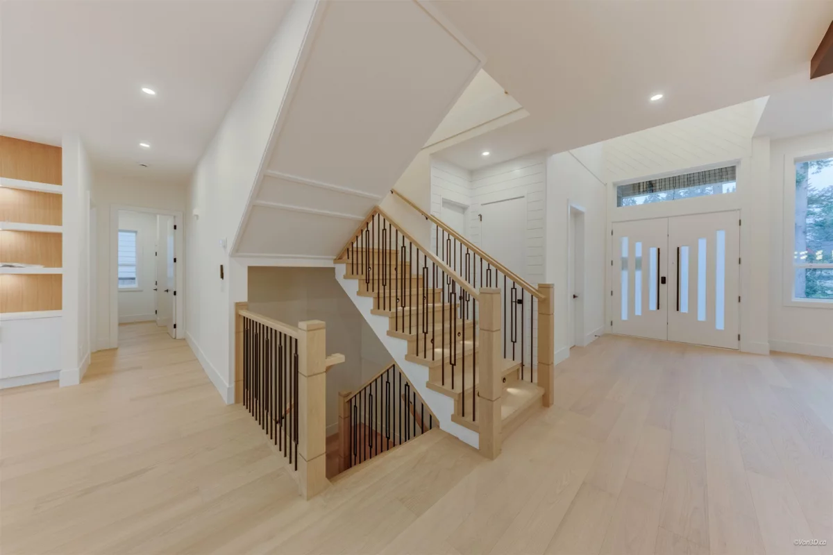 Guest Bathroom Photo of 20331 27 Avenue, Langley, BC