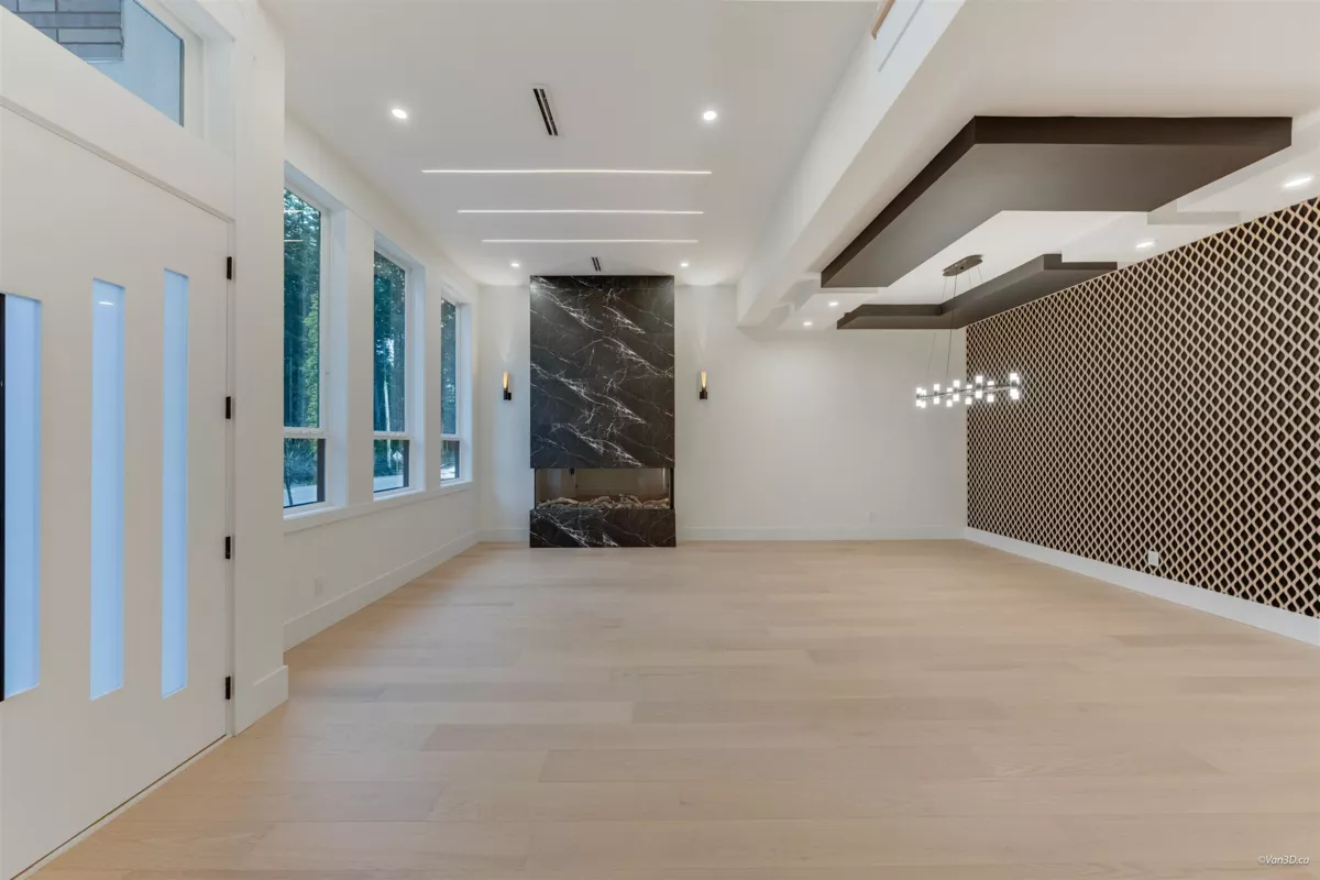 Living Room Photo of 20331 27 Avenue, Langley, BC