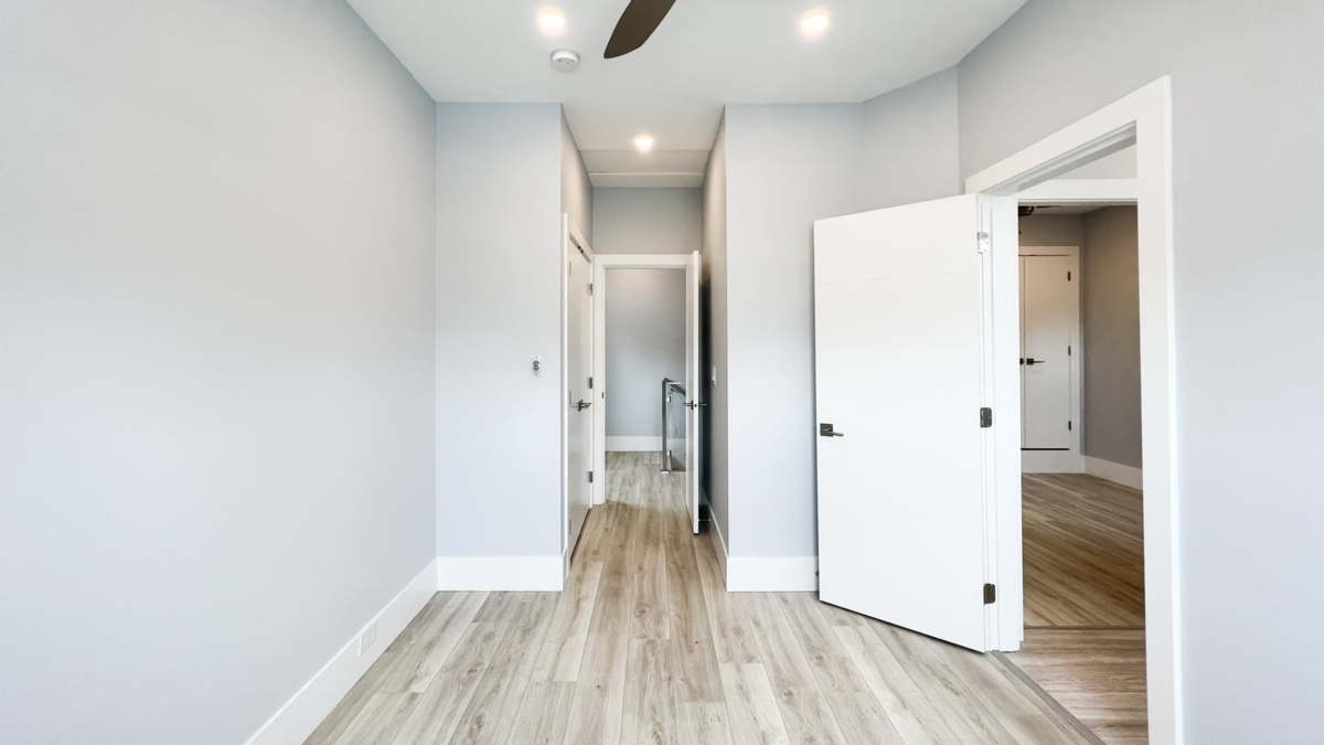 Primary Bathroom Photo of 5103 Linden Drive, Delta, BC