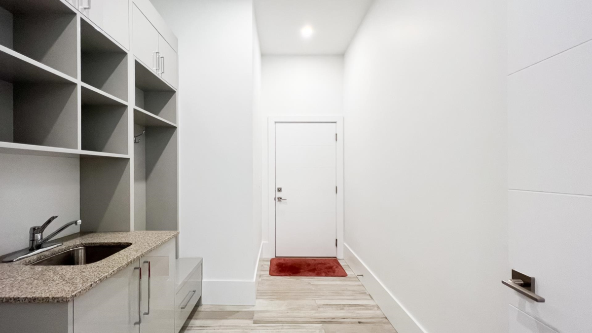 Walk-In Closet Photo of 5103 Linden Drive, Delta, BC