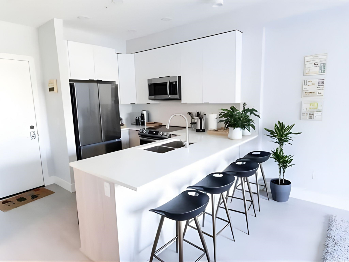 Family Room Photo of 302 19825 54 Avenue, Langley, BC