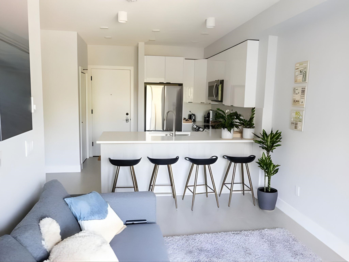 Living Room Photo of 302 19825 54 Avenue, Langley, BC