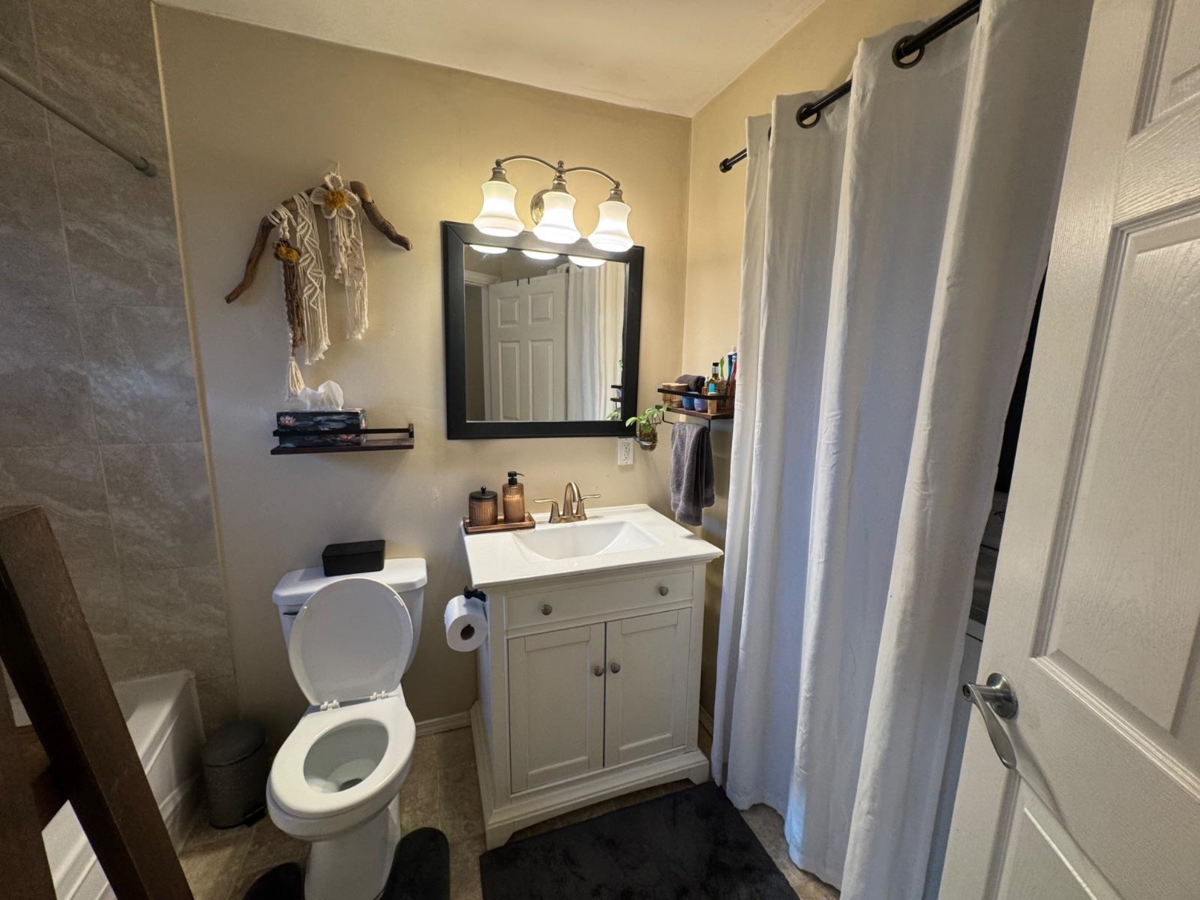 Bedroom 3 Photo of 20624 Westfield Avenue, Maple Ridge, BC