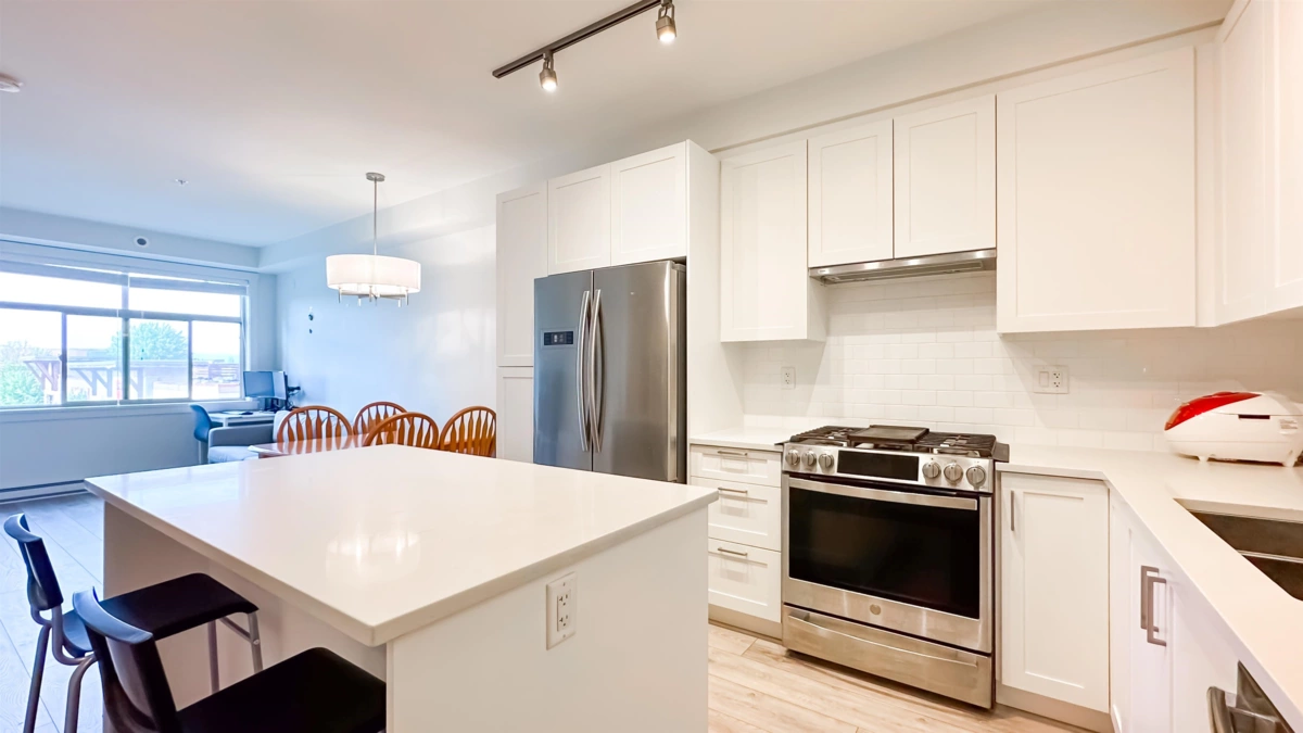 Guest Bathroom Photo of 317 20673 78 Avenue, Langley, BC