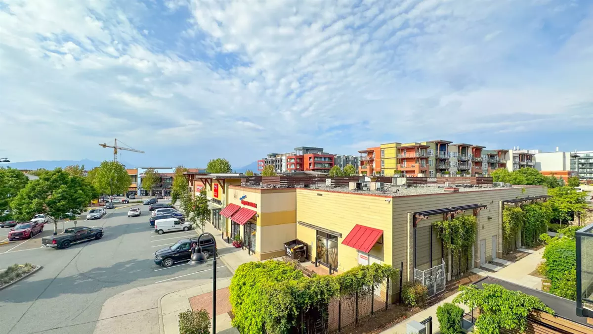 Neighborhood Park Photo Near 317 20673 78 Avenue, Langley, BC