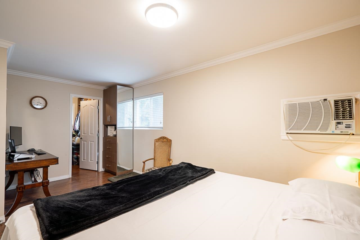 Guest Bathroom Photo of 7802 139a Street, Surrey, BC