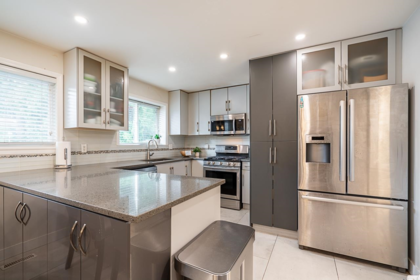 Breakfast Nook Photo of 7802 139a Street, Surrey, BC