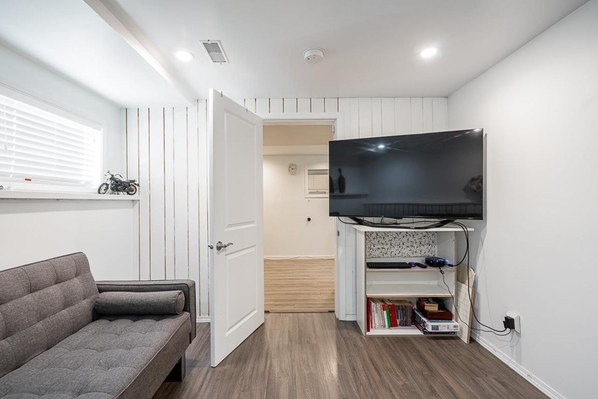 Guest Bathroom Photo of 2057 Lorraine Avenue, Coquitlam, BC