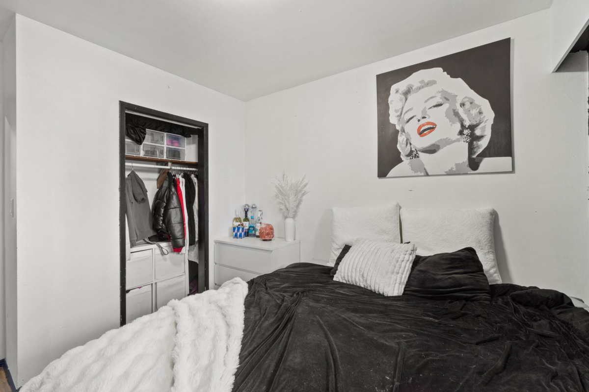 Bedroom 2 Photo of 4900 200th Street, Langley, BC