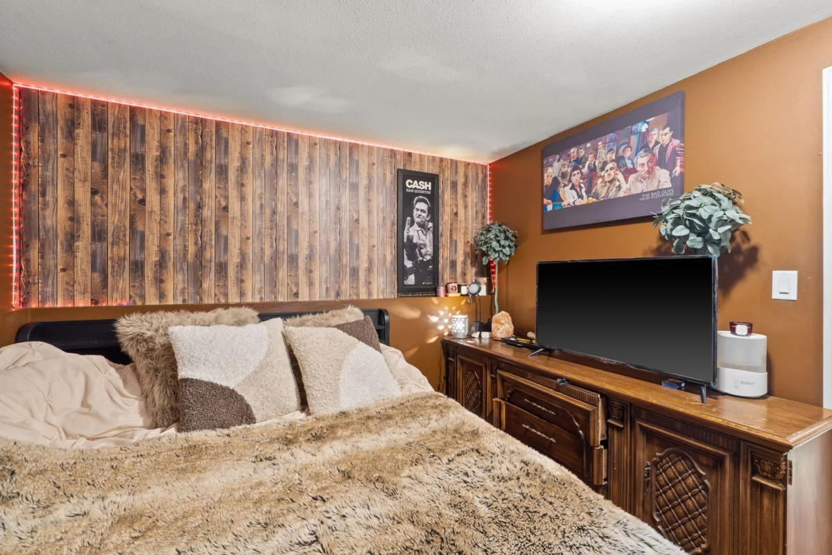 Powder Room Photo of 4900 200th Street, Langley, BC