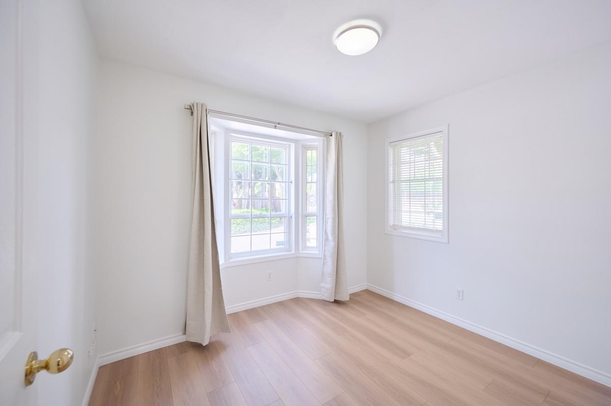 Breakfast Nook Photo of 9 9591 No. 3 Road, Richmond, BC