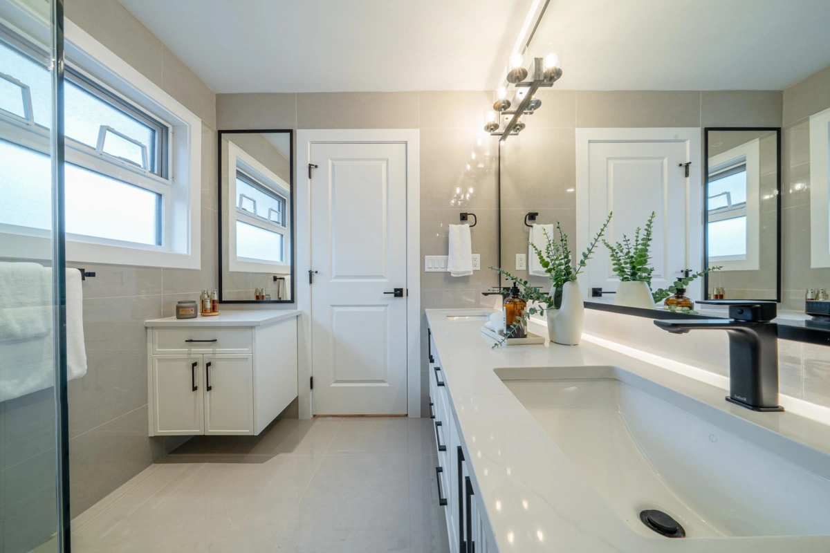 Backyard Photo of 4919 Venables Street, Burnaby, BC