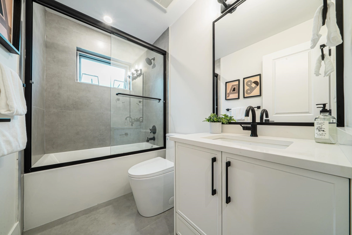 Front Yard Photo of 4919 Venables Street, Burnaby, BC