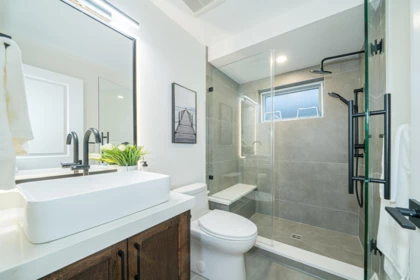Hallway Photo of 4919 Venables Street, Burnaby, BC