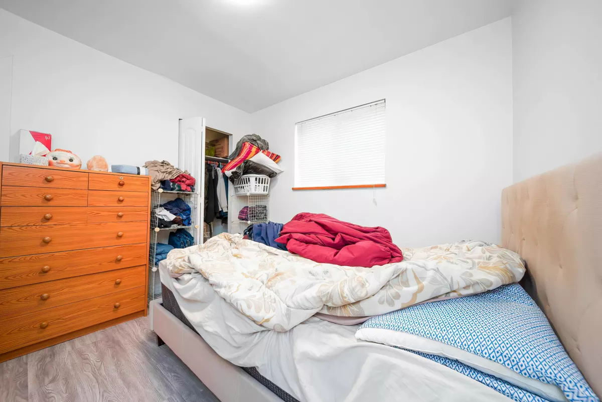 Powder Room Photo of 3609 Turner Street, Vancouver, BC