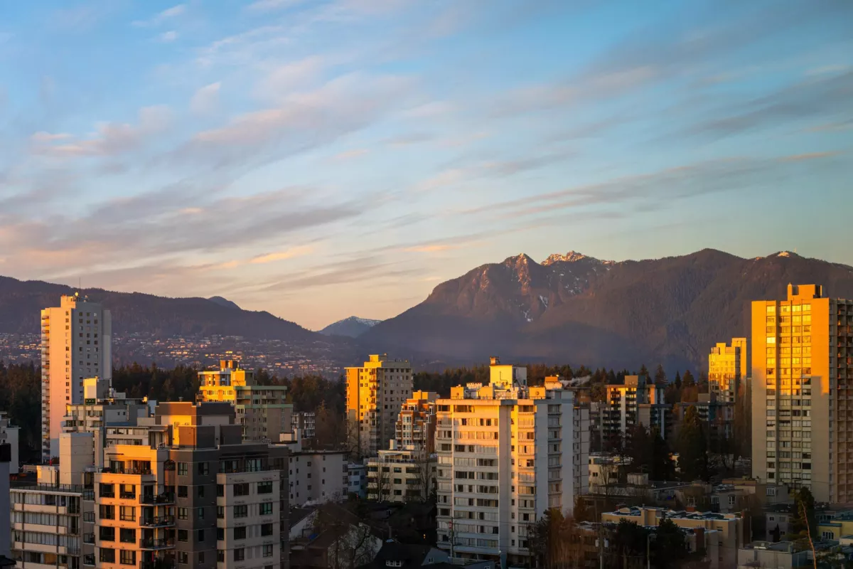 Family Room Photo of 1501 1740 Comox Street, Vancouver, BC