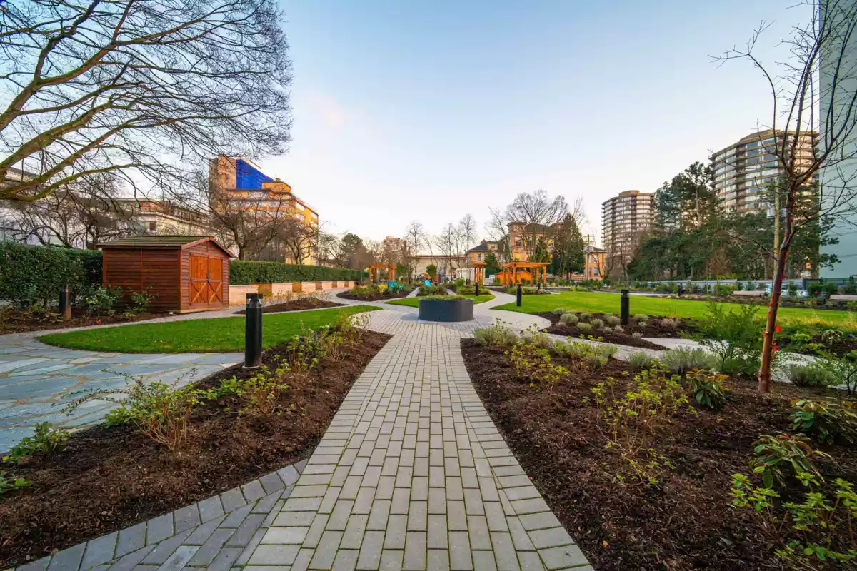 Swimming Pool Photo of 1501 1740 Comox Street, Vancouver, BC