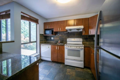 103 9149 Saturna Drive, Burnaby, BC, Burnaby — Apartment/Condo for sale