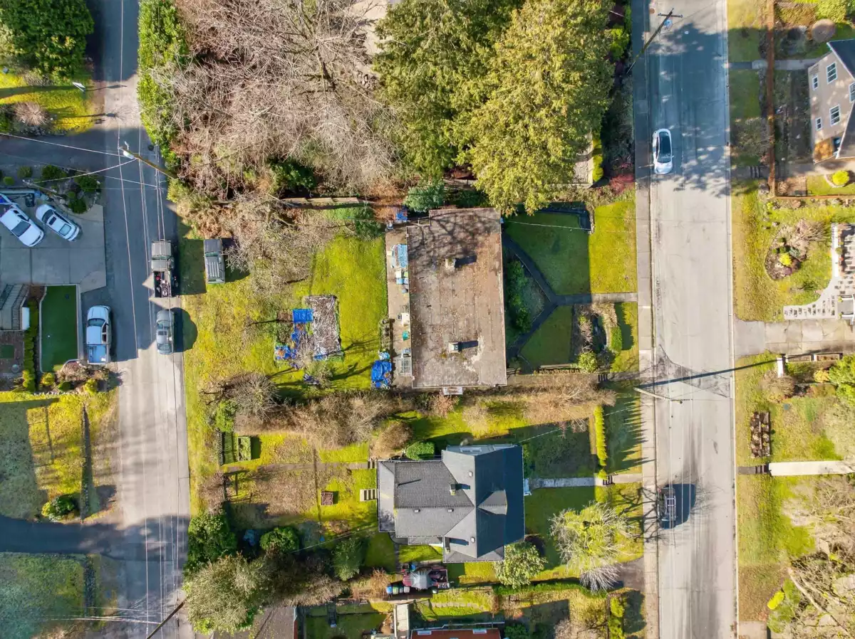 Guest Bathroom Photo of 2217 St George Street, Port Moody, BC
