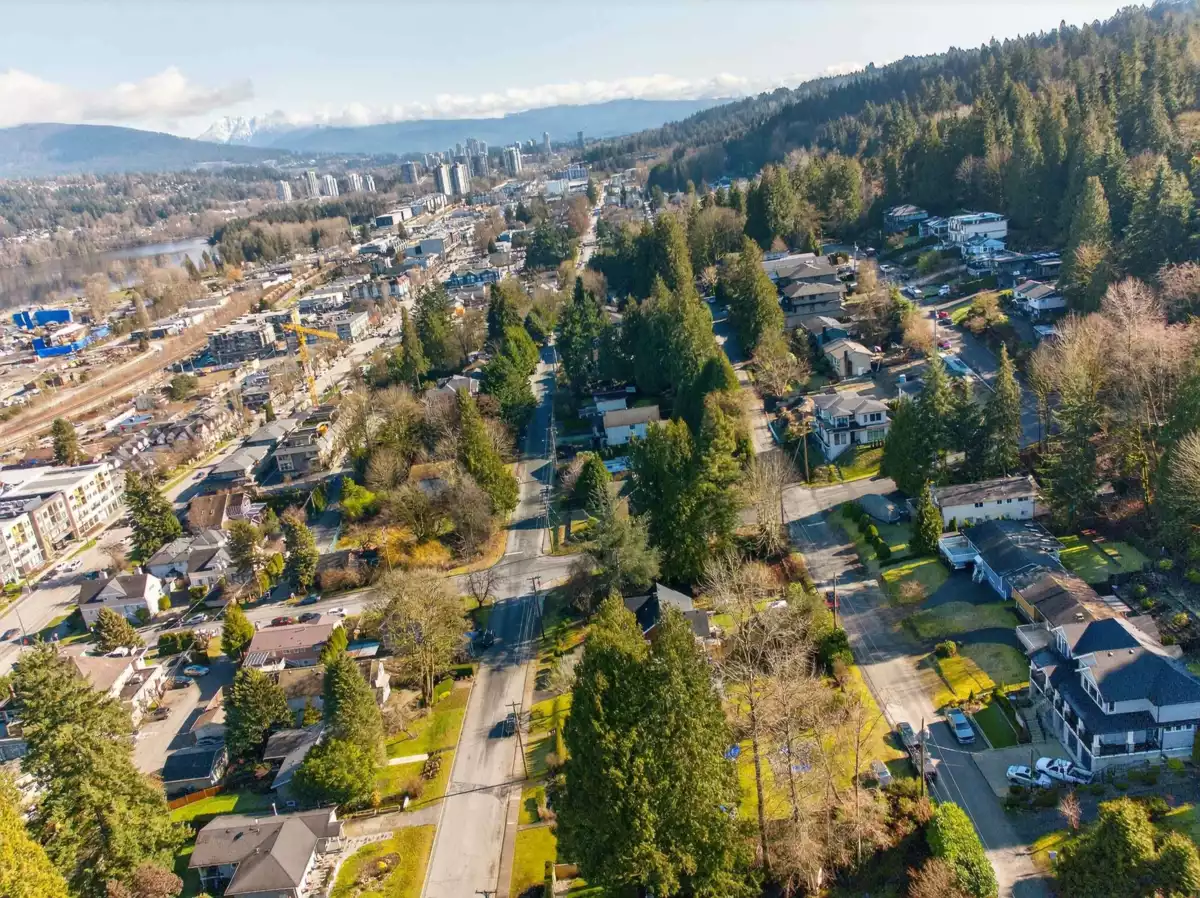Loft / Bonus Room Photo of 2217 St George Street, Port Moody, BC