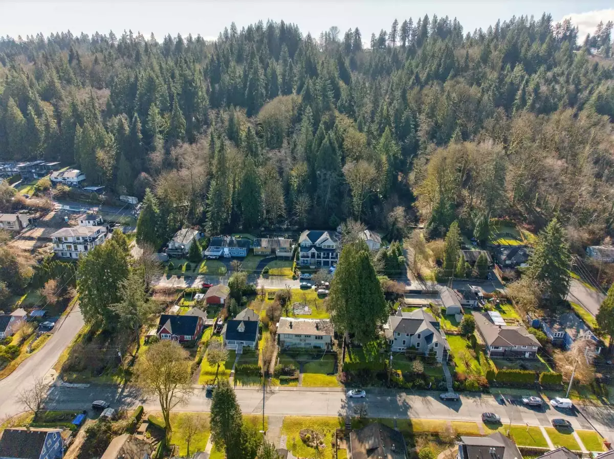 Office / Den Photo of 2217 St George Street, Port Moody, BC