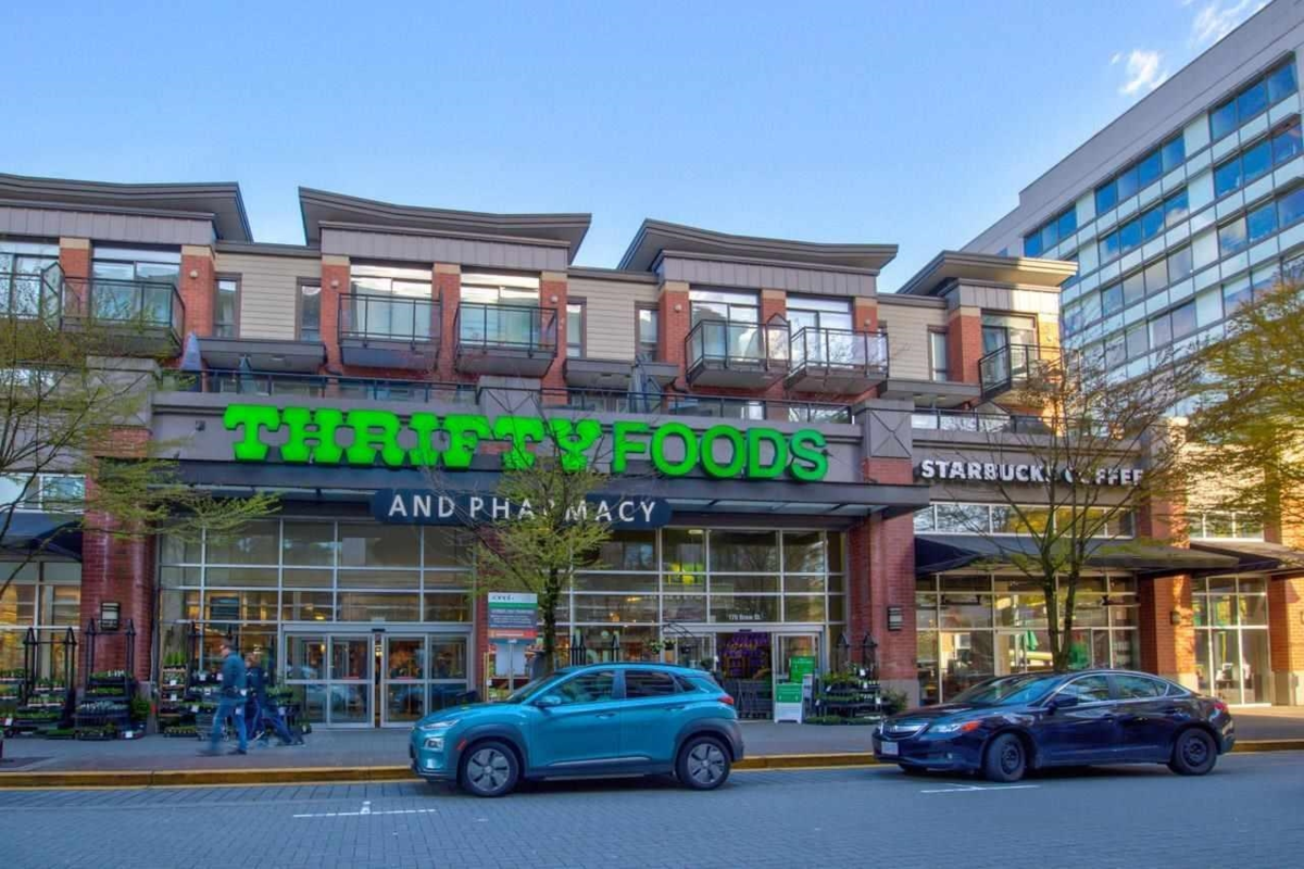 Outdoor Deck Photo of 2217 St George Street, Port Moody, BC