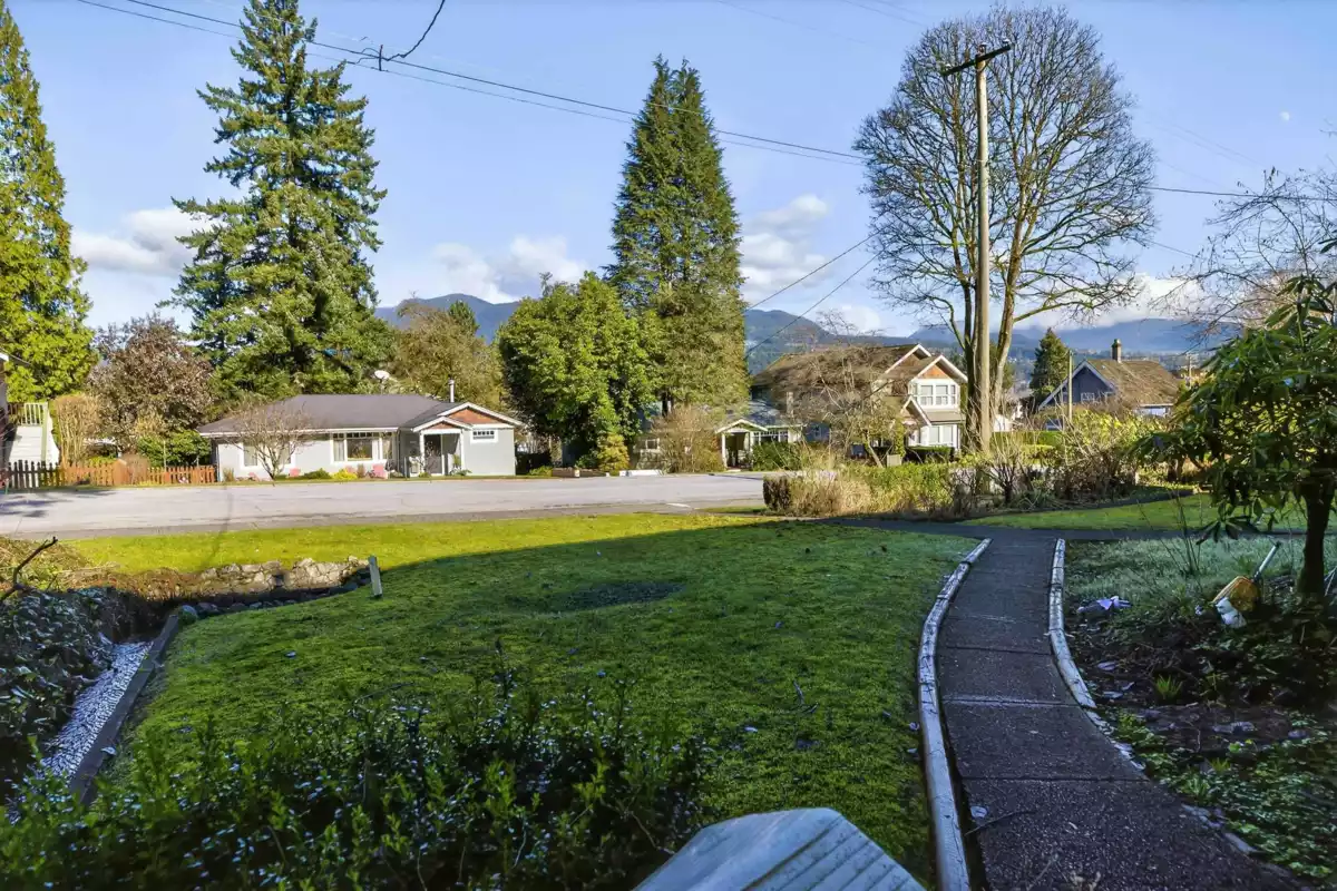 Primary Bedroom Photo of 2217 St George Street, Port Moody, BC