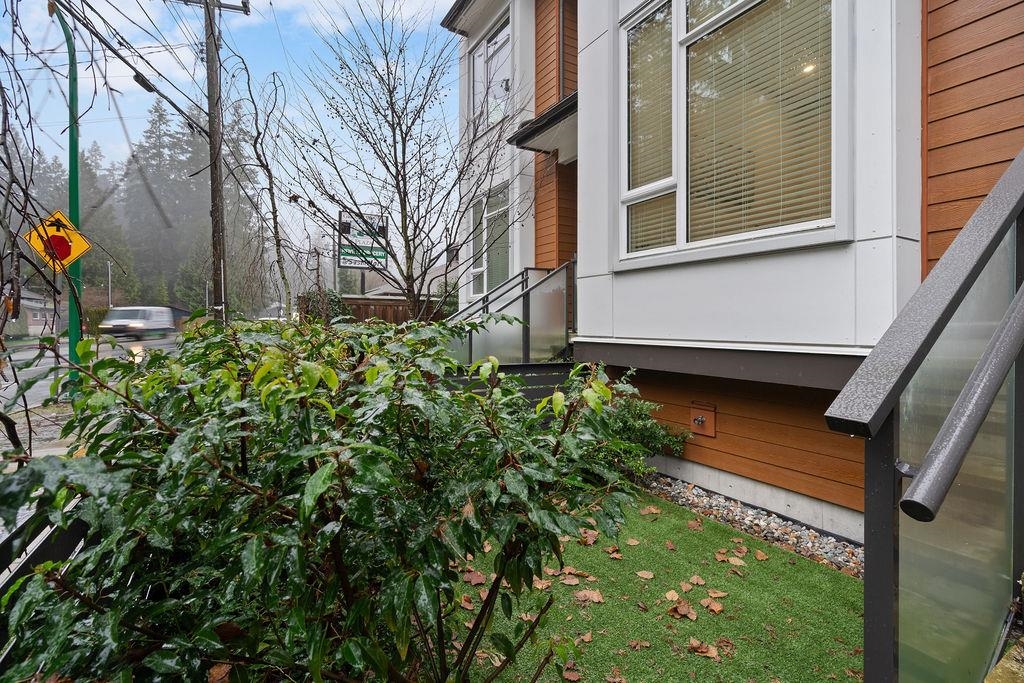 Hot Tub / Spa Photo of 4684 Capilano Road, North Vancouver, BC