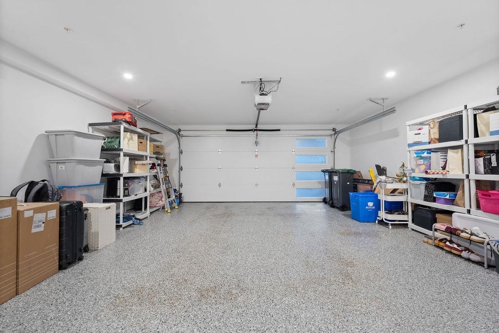 Swimming Pool Photo of 4684 Capilano Road, North Vancouver, BC