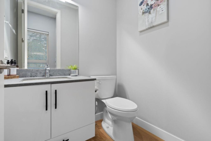 Loft / Bonus Room Photo of 4684 Capilano Road, North Vancouver, BC