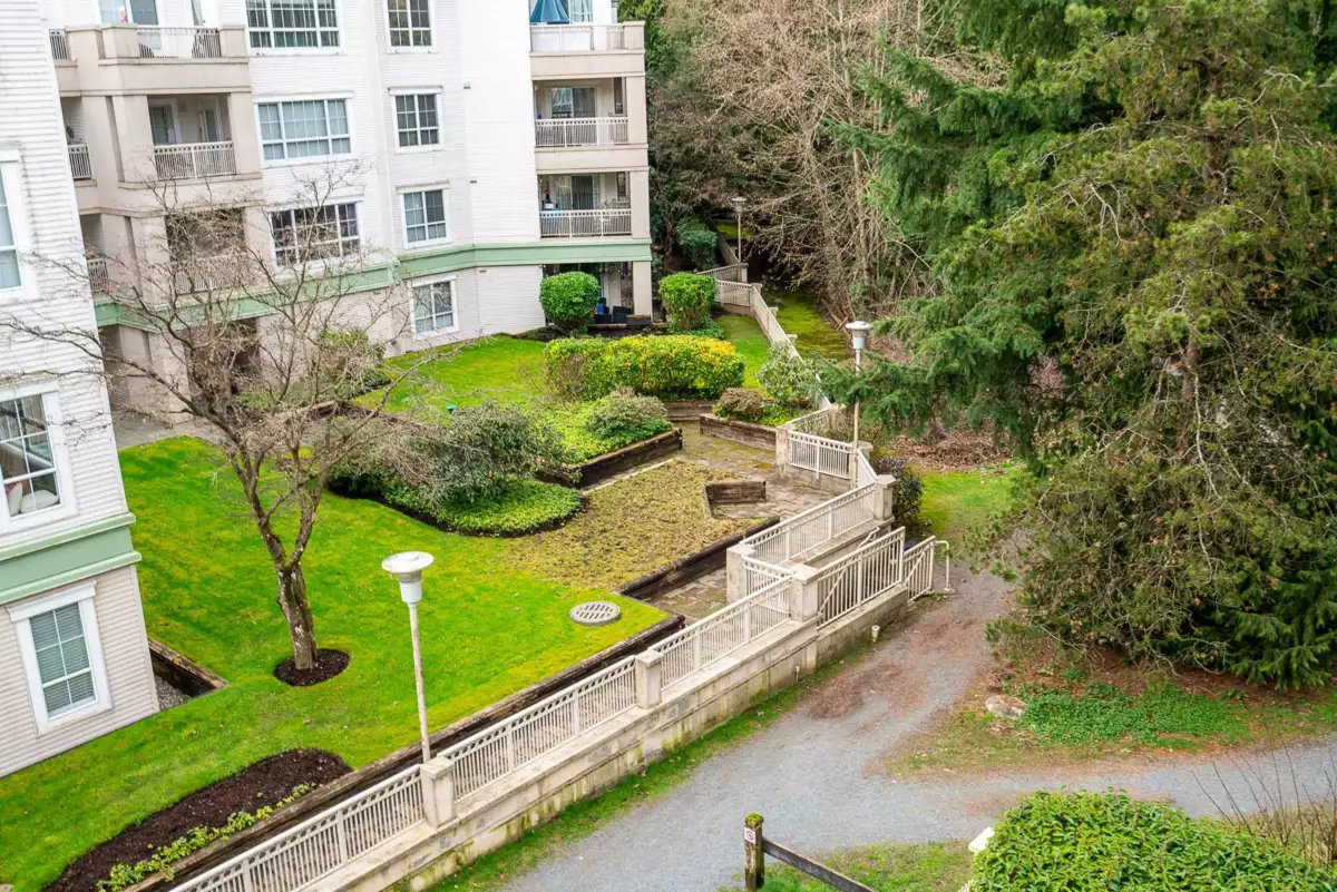 Bedroom 3 Photo of 318 2985 Princess Crescent, Coquitlam, BC