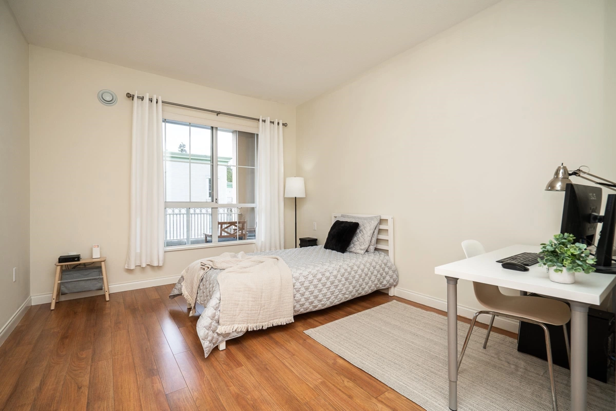 Breakfast Nook Photo of 318 2985 Princess Crescent, Coquitlam, BC