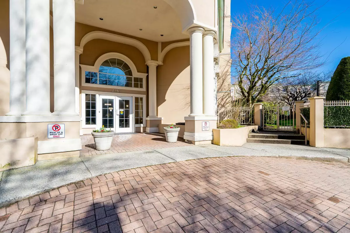 Powder Room Photo of 318 2985 Princess Crescent, Coquitlam, BC