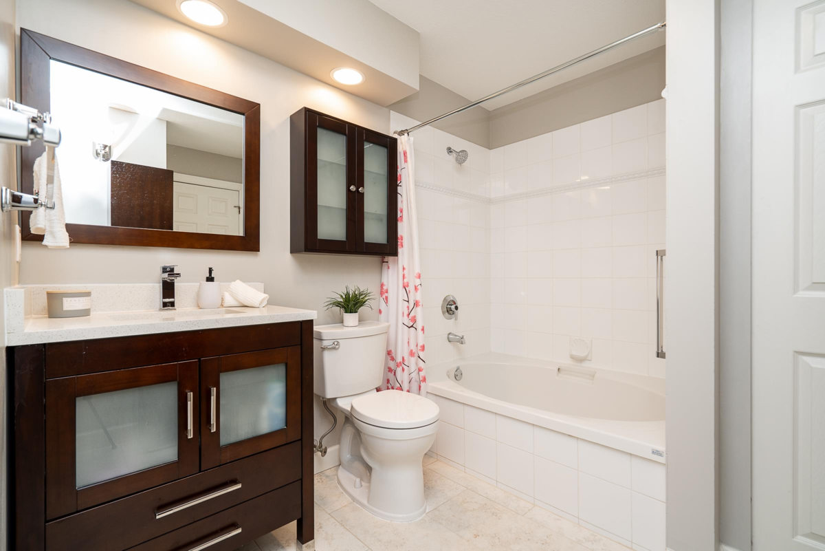 Primary Bathroom Photo of 318 2985 Princess Crescent, Coquitlam, BC