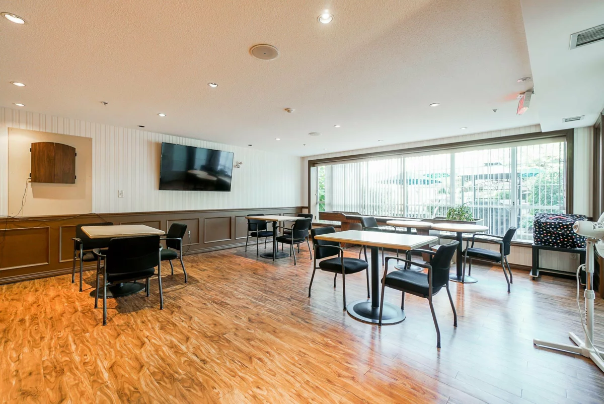 Staircase Photo of 318 2985 Princess Crescent, Coquitlam, BC