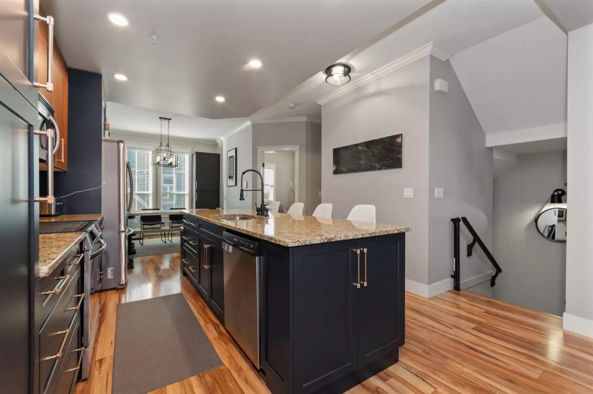 Kitchen Photo of 10 45137 Nicomen Crescent, Chilliwack, BC