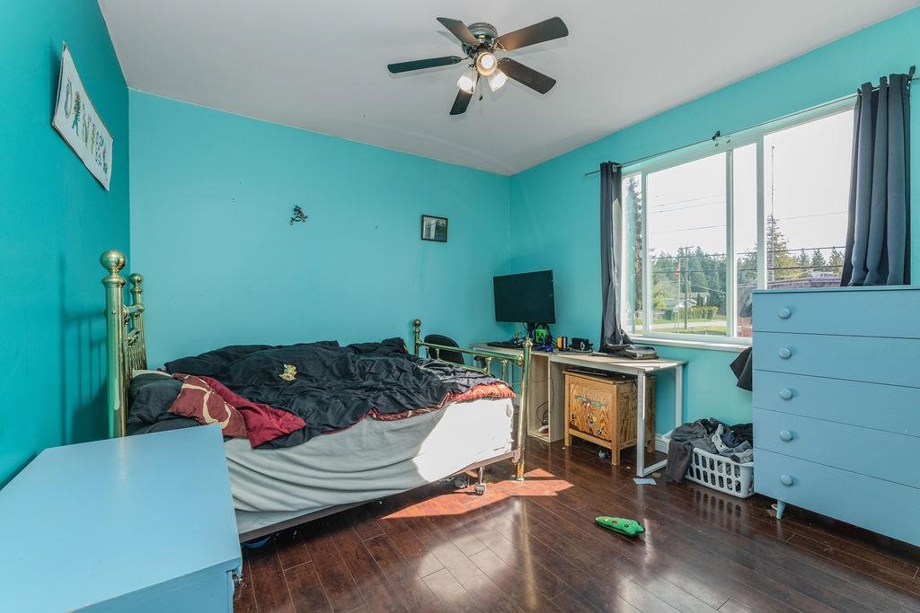 Loft / Bonus Room Photo of 787 North Road, Gibsons, BC