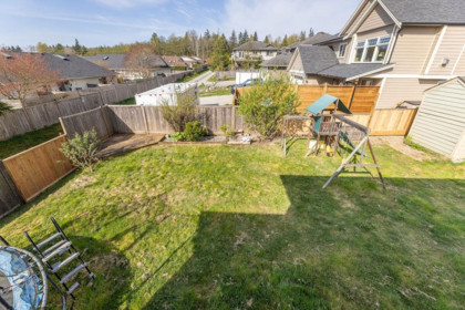 Garden / Landscaping Photo of 787 North Road, Gibsons, BC