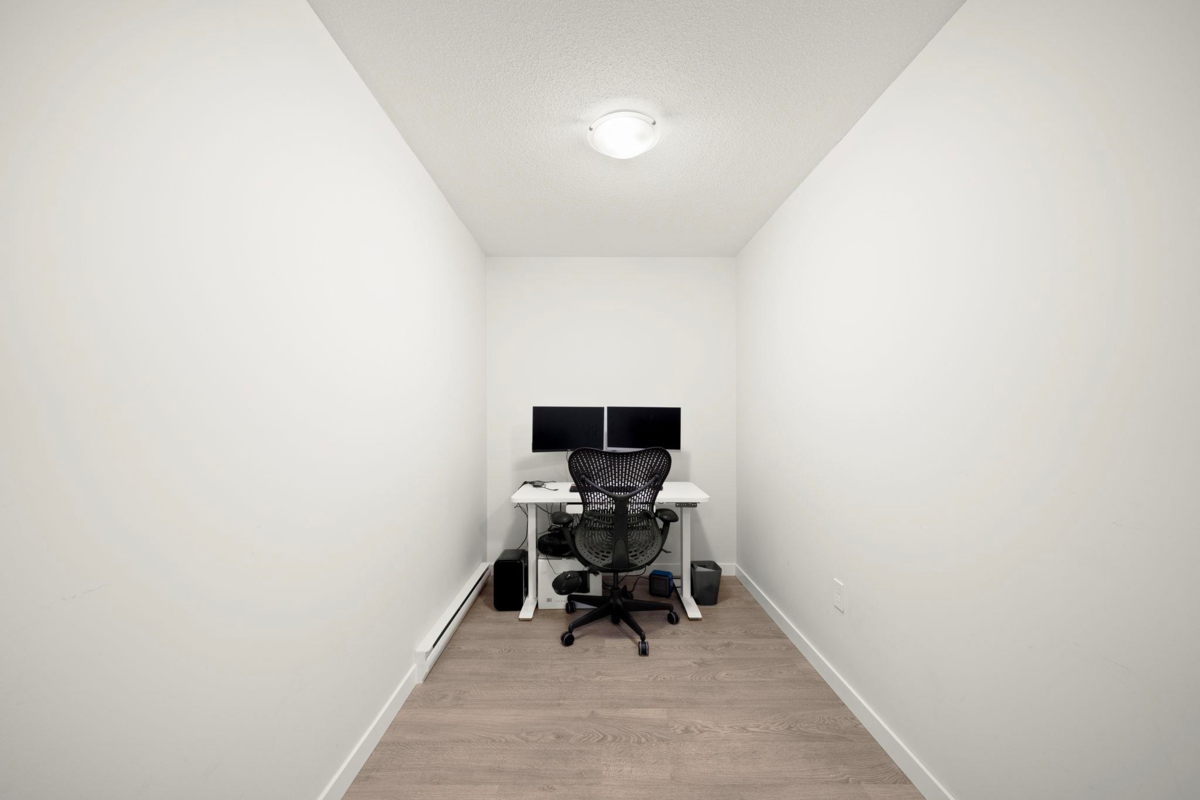 Backyard Photo of 41 15151 Edmund Drive, Surrey, BC