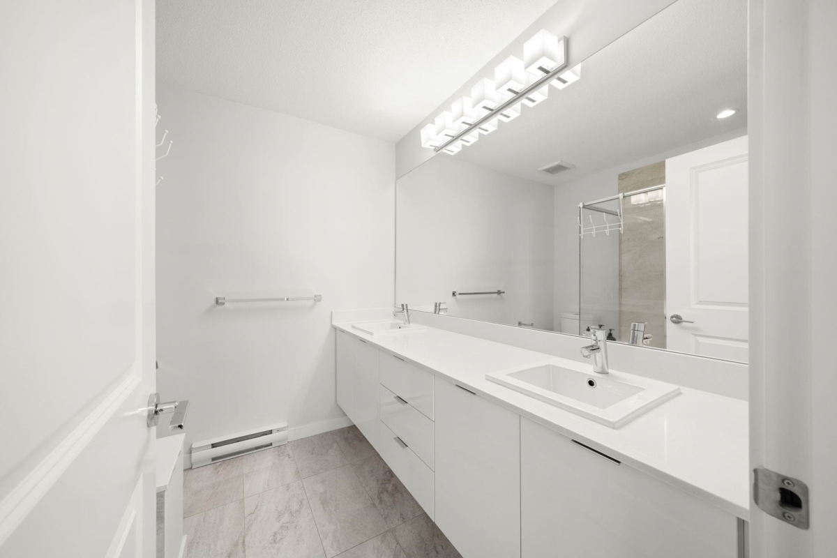 Basement Recreation Room Photo of 41 15151 Edmund Drive, Surrey, BC